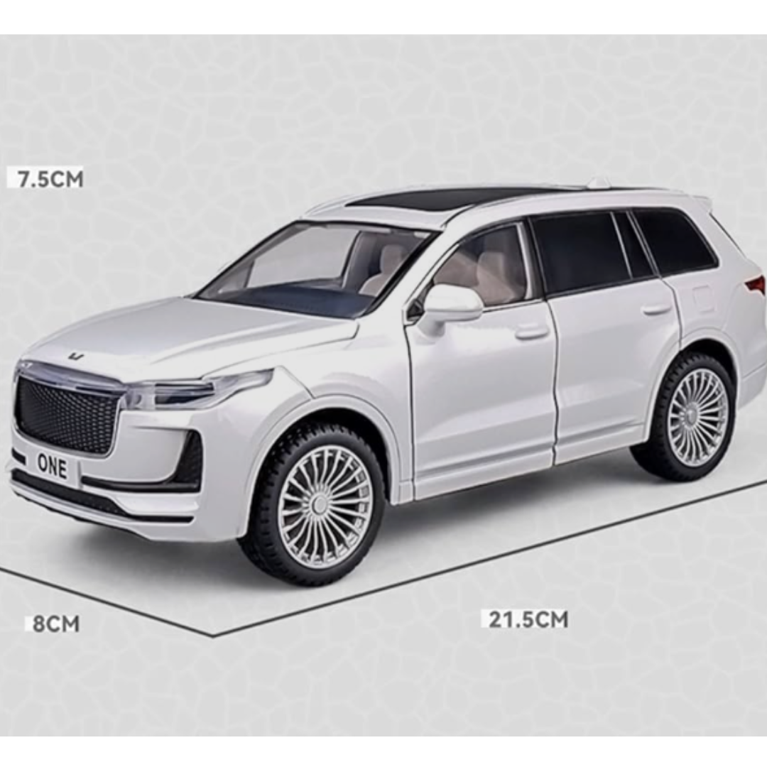 Exquisite 1:22 Scale Remote Control Luxury SUV – 2.4G Diecast-Style Premium RC Toy Car Model with Working Lights, Metallic Trim, and Openable Details for Kids & Collectors (Ages 3+)